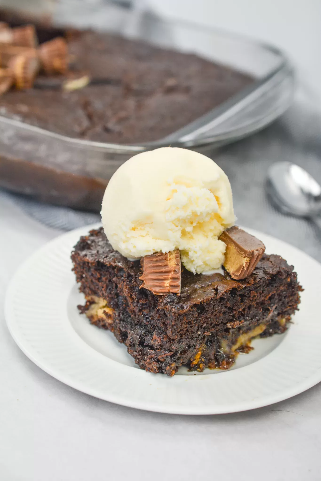 Chocolate Peanut Butter Earthquake Cake