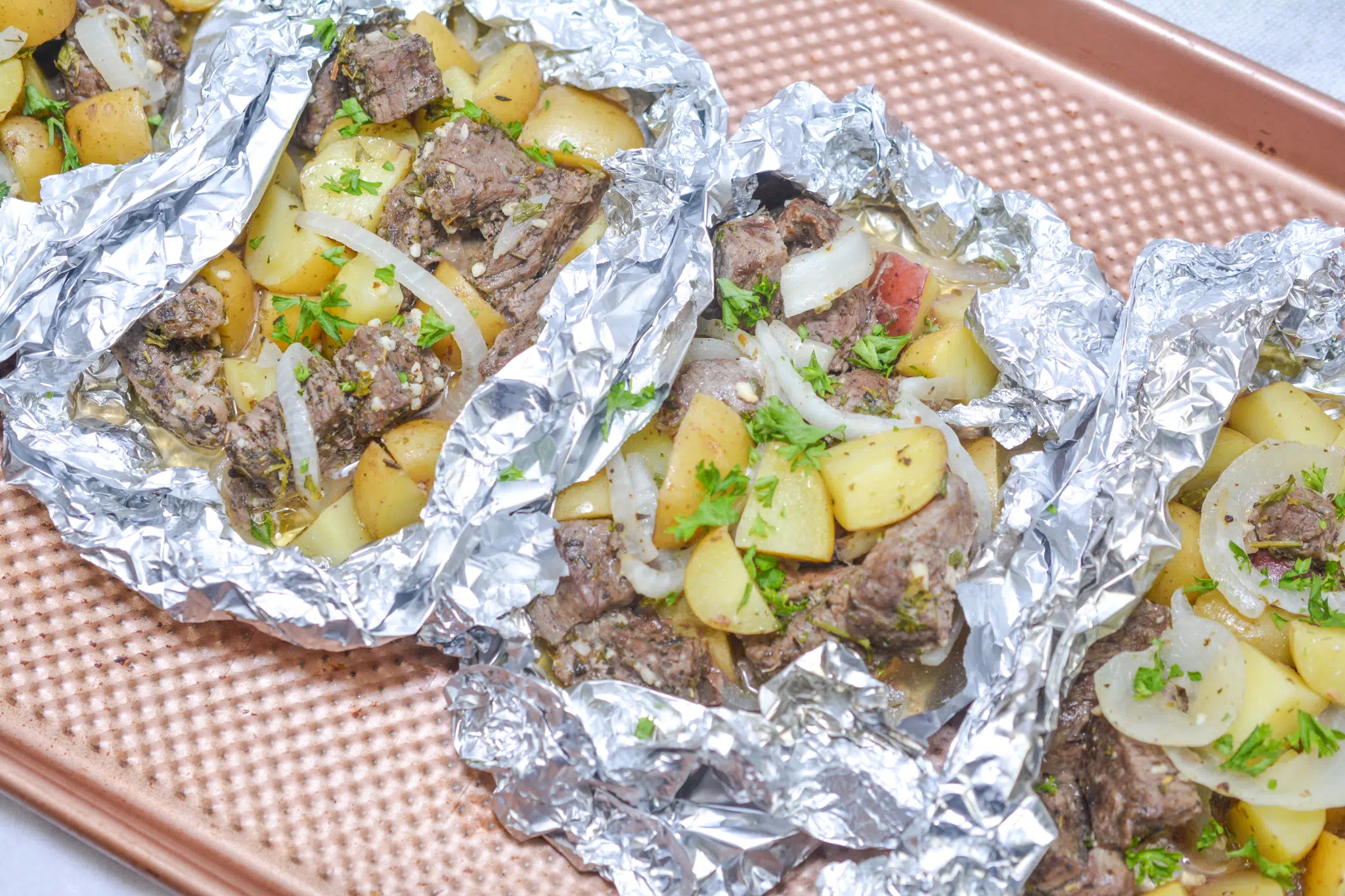 Garlic Steak and Potato Foil Packs