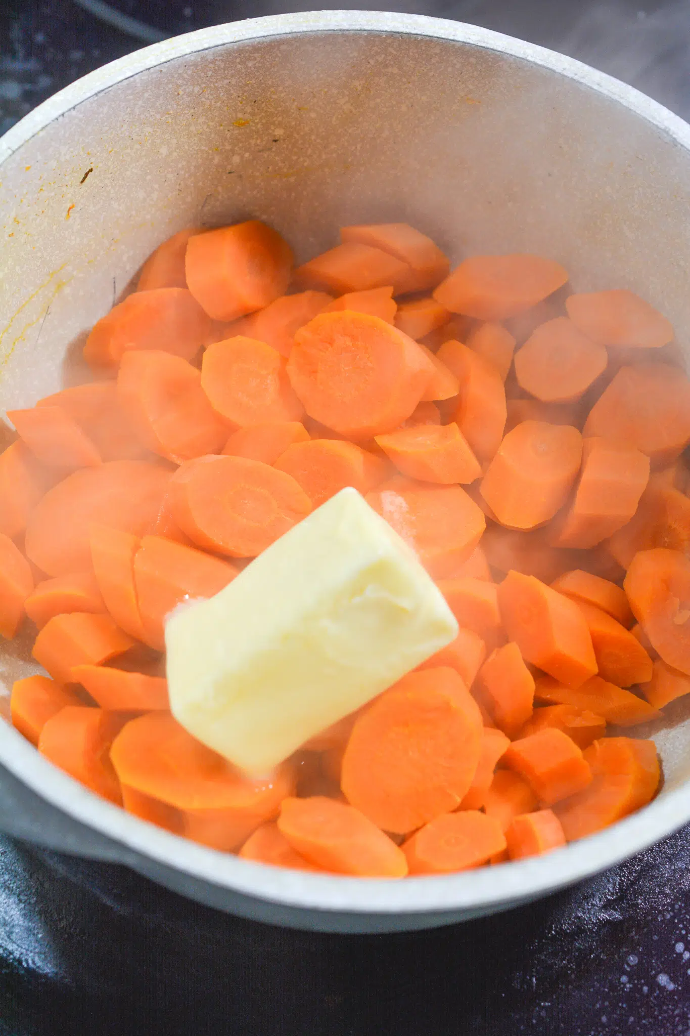 Glazed Carrots With Brown Sugar And Butter Ingredients step 2