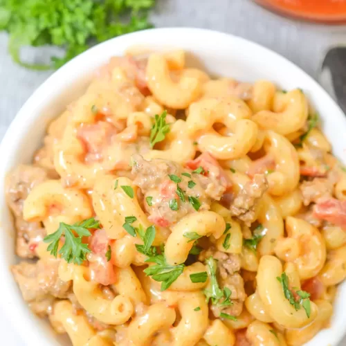 Mac and Cheese Taco Beef Casserole