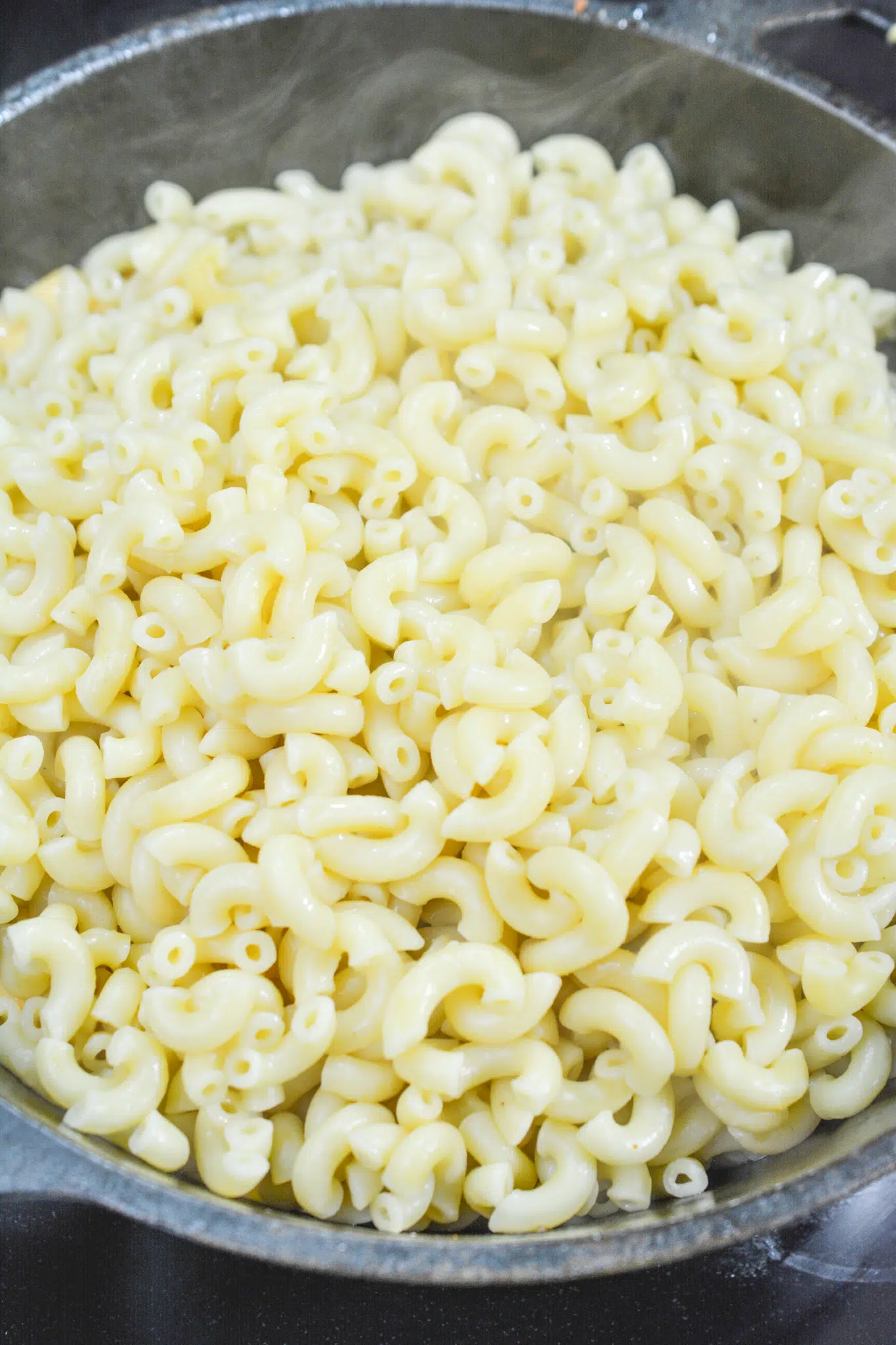 Mac and Cheese Taco Beef Casserole