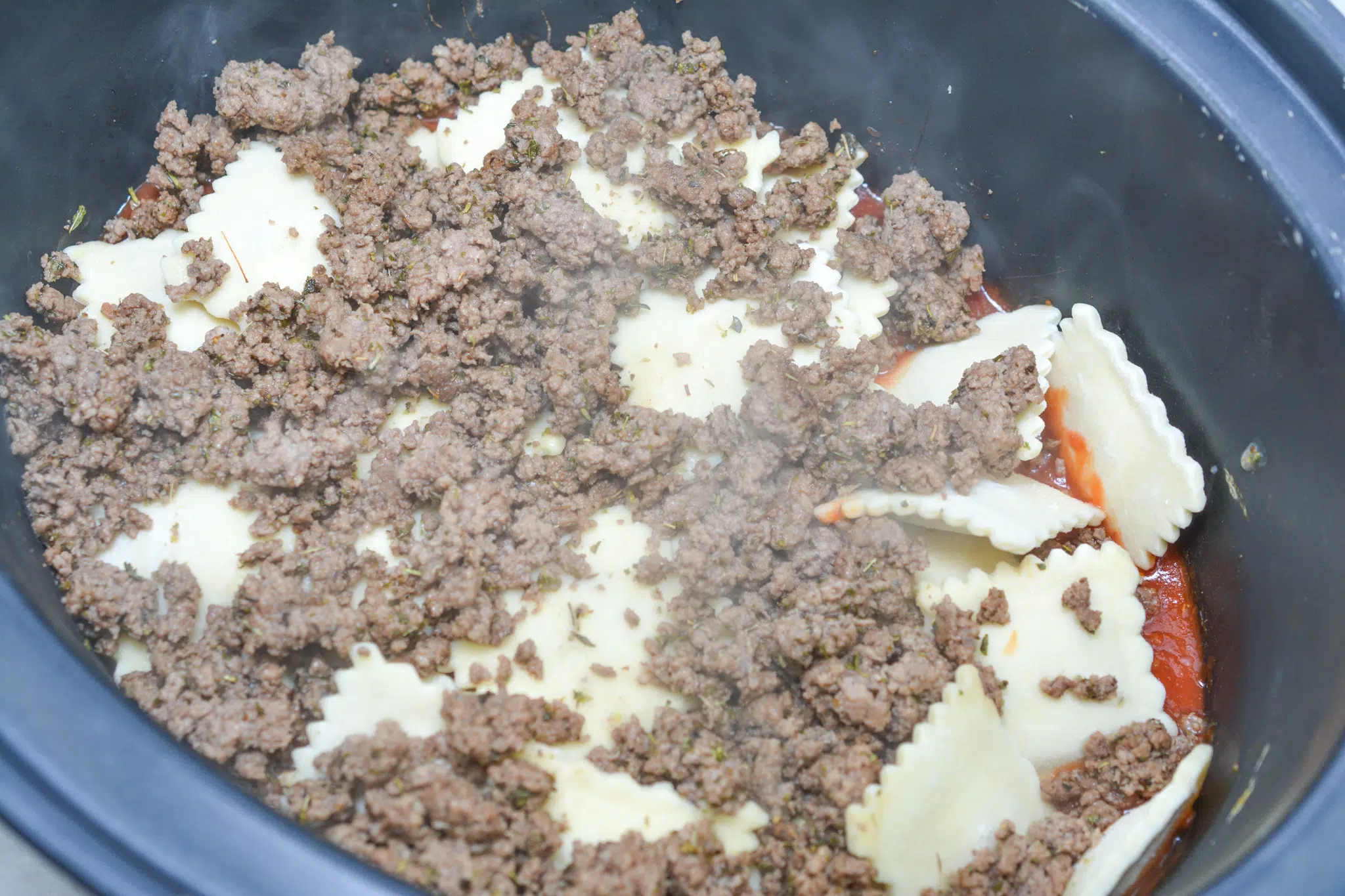 Slow Cooker Ravioli Lasagna