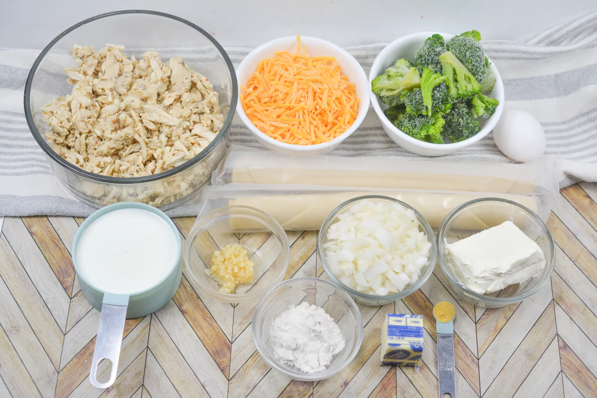 Broccoli Cheddar Chicken Pot Pie