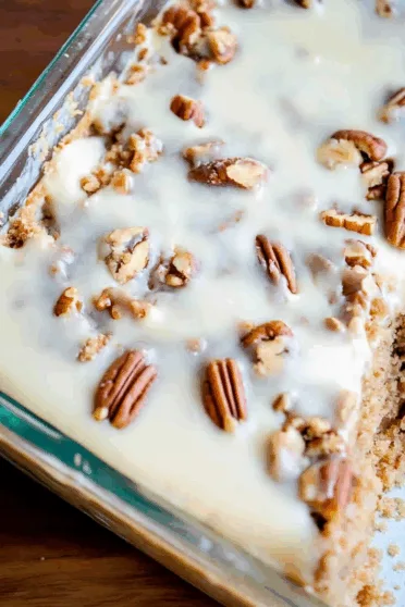 Butter Pecan Praline Poke Cake