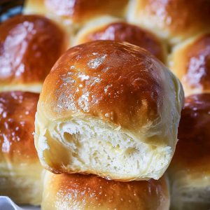 Buttery Bliss Brioche Rolls