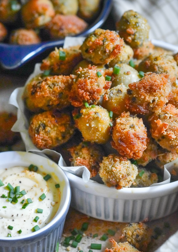 Golden Fried Olives & Creamy Aioli