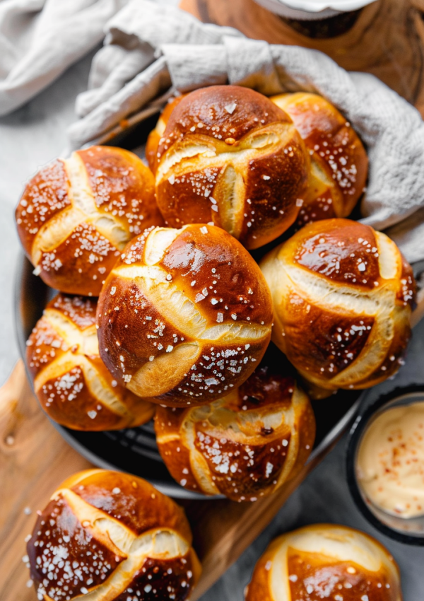 Pretzel Rolls