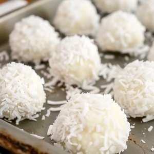 Easy Pineapple Coconut Snowballs