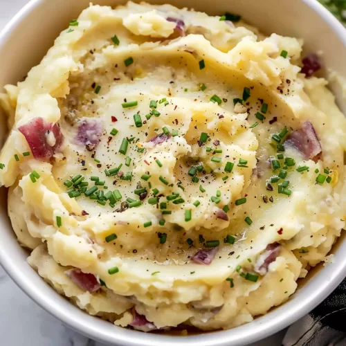 Flavorful Roasted Garlic Mashed Potatoes