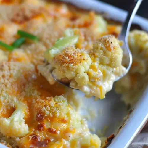 Baked Cheesy Cauliflower Casserole