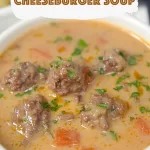 Slow Cooker Cheeseburger Soup