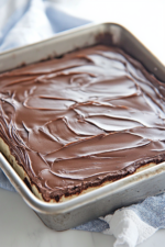 No Bake Chocolate Eclair Cake