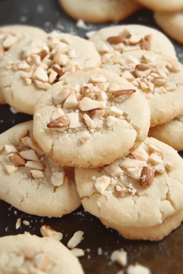 Amaretto Shortbread Cookie